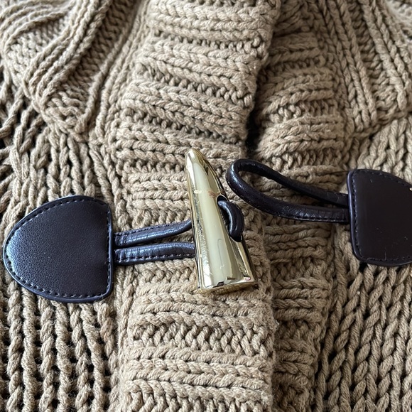 Michael Kors Poncho Cape Cardigan Sweater with zipper & toggles size Medium - Picture 11 of 16